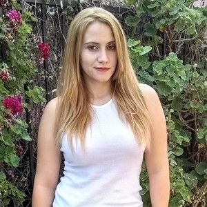 Meet your Posher, Marcela